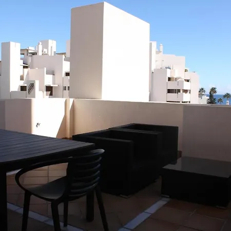 113 - Penthouse With Private Pool Apartamento Estepona